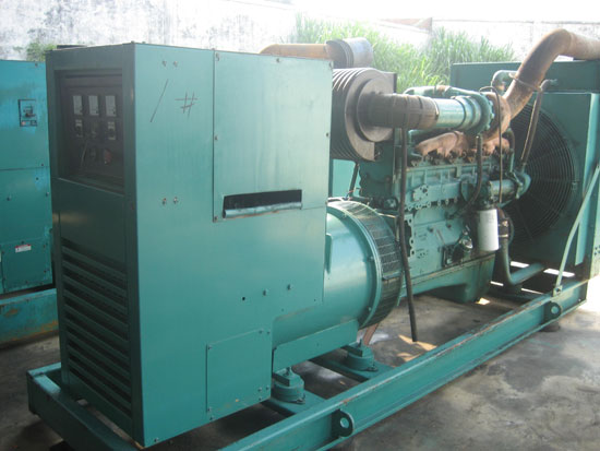 郁南租赁发电机- 发电机碳刷磨损的原因是什么