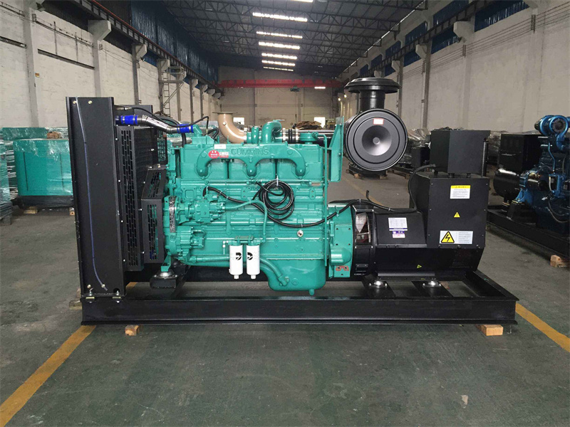 郁南柴油发电机用什么控制系统好一些？