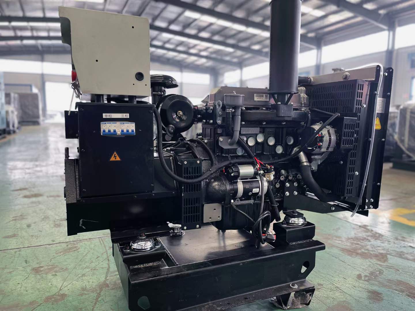 郁南如何降低电感性负载对发电机的影响？