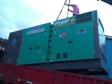 郁南柴油发电机组转速不稳定时，如何对发动机进行维护？