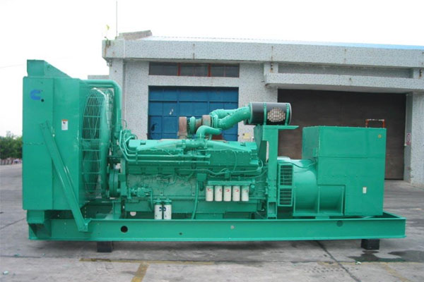 郁南工厂发电机应急发电时如何更准确地检查发电机状态？