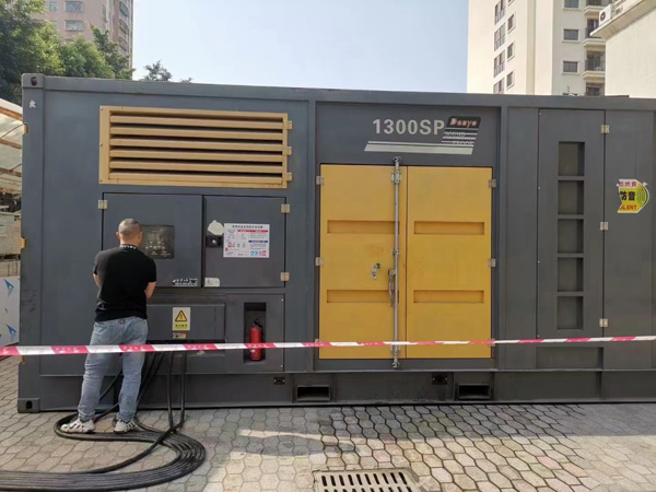 郁南500KW发电机组冬季应该配多大的启动电瓶？