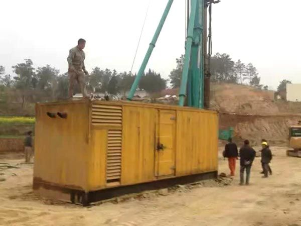 郁南如何判断水冷式机油散热器密封件是否需要更换？